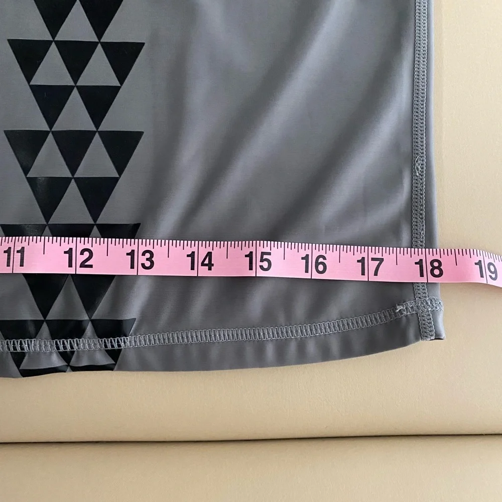 Dahui Rash Guard - Picture 2 of 11